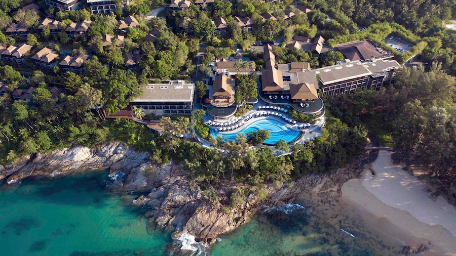 Pullman Phuket Arcadia Naithon Beach