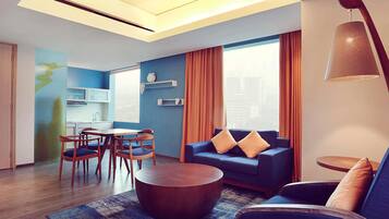 Suite, 1 Tempat Tidur King | 8 kamar tidur, brankas, meja kerja, dan setrika/meja setrika