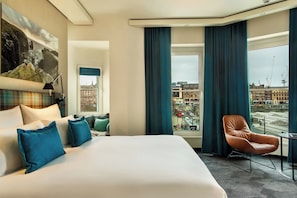 Room with a View | Egyptian cotton sheets, premium bedding, desk, laptop workspace - Motel One Edinburgh - Royal (Edinburgh)