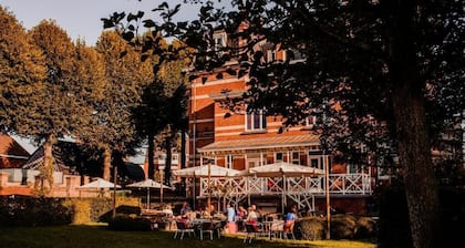 't Kasteel en 't Koetshuys