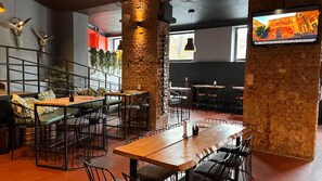 Food court - QUO Milano - Hostel (Milan)