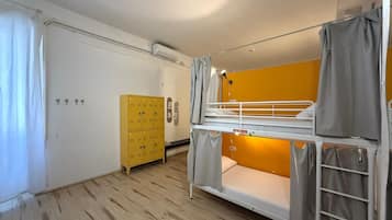 Shared Dormitory, Mixed Dorm (12 pax) | Egyptian cotton sheets, premium bedding, iron/ironing board, free WiFi