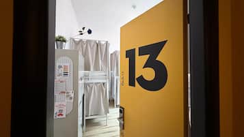 Gemeinsamer Schlafsaal (6 pax) | Bettwäsche aus ägyptischer Baumwolle, hochwertige Bettwaren