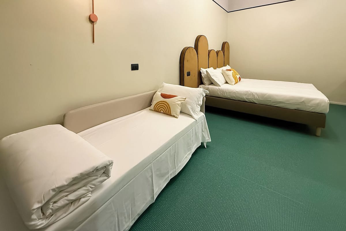 Egyptian cotton sheets, premium bedding, iron/ironing board, free WiFi