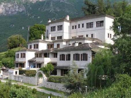 Exterior. Taxiarches Hotel
