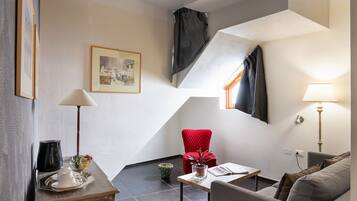 Suite | Premium bedding, Select Comfort beds, minibar, individually decorated