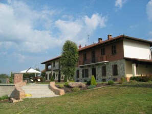 Exterior - Cascina Bellavista (Tigliole)