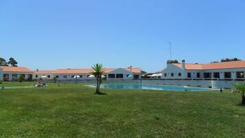 ์์ฆ๋ณ๋ก ์ด์๋๋ ์ผ์ธ ์์์ฅ, 09:00 ~ 21:00 ์คํ, ์ผ๊ด์ ์์