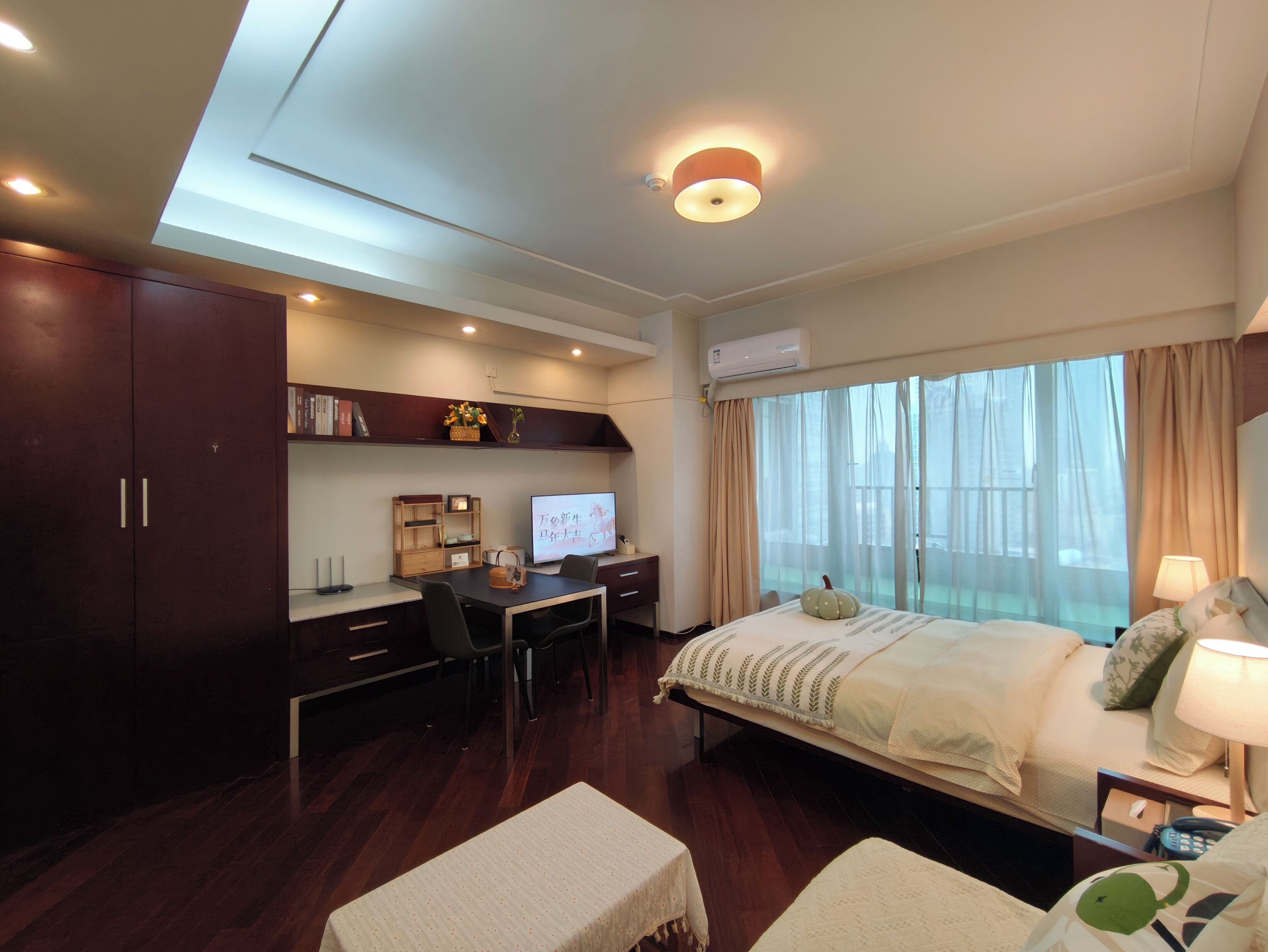 Standard Room, 1 Queen Bed, Kitchenette, City View | In-room safe, desk, blackout curtains, iron/ironing board