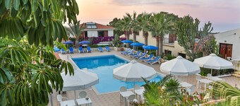 Tavros Hotel Apartments