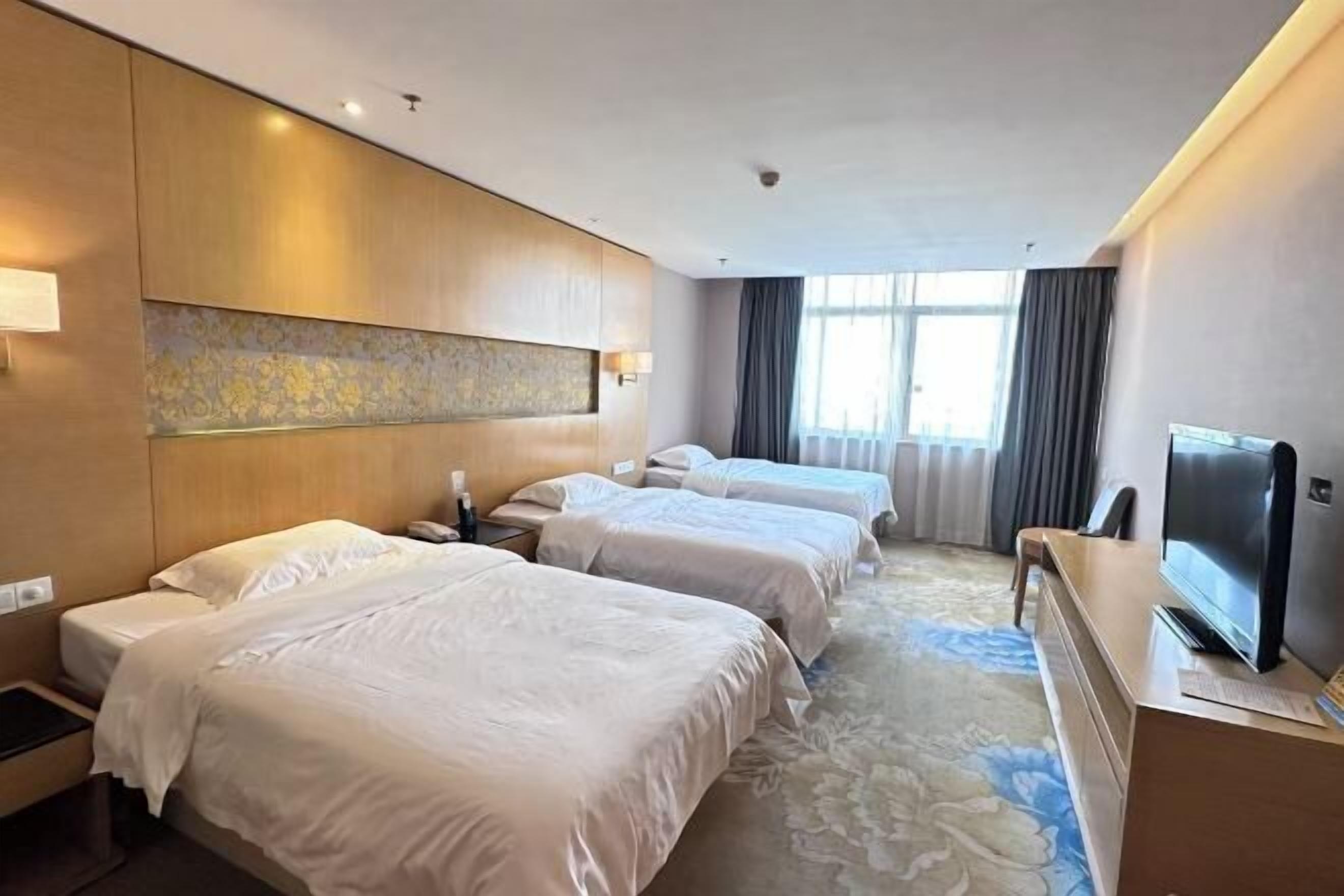 6 bedrooms, premium bedding, down duvets, pillow-top beds