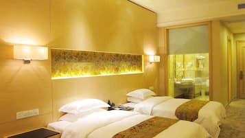 Kamar Twin Bisnis | 6 kamar tidur, seprai premium, dan selimut bulu angsa