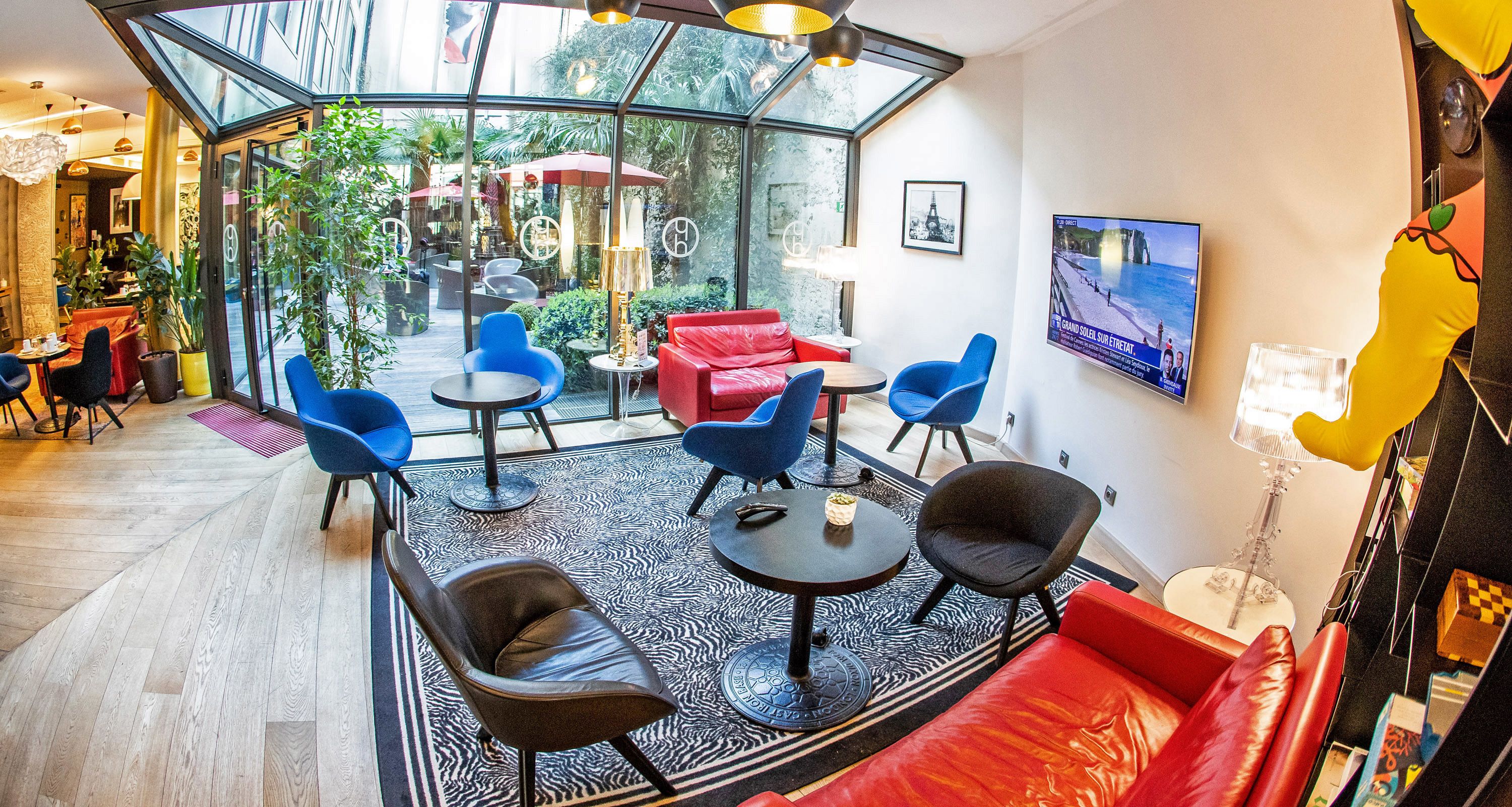 80-cm lcd tv with satellite channels, tv