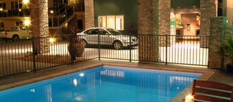 Emerald Spa Motor Inn