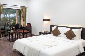 Hypo-allergenic bedding, minibar, in-room safe, desk - The Oasis Harbor (Siem Reap)