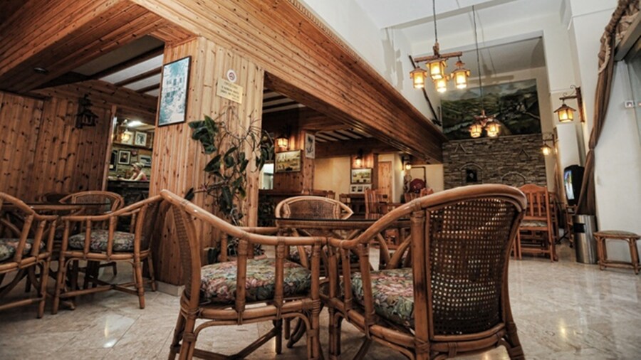 Elysso Hotel