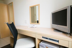 Escrivaninha, ferros/tábuas de passar roupa, Wi-Fi de cortesia