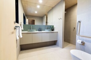 Cabaña Deluxe | Decoración personalizada y muebles diferentes 