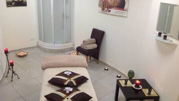 Sauna, body treatments, hot stone massages, deep-tissue massages