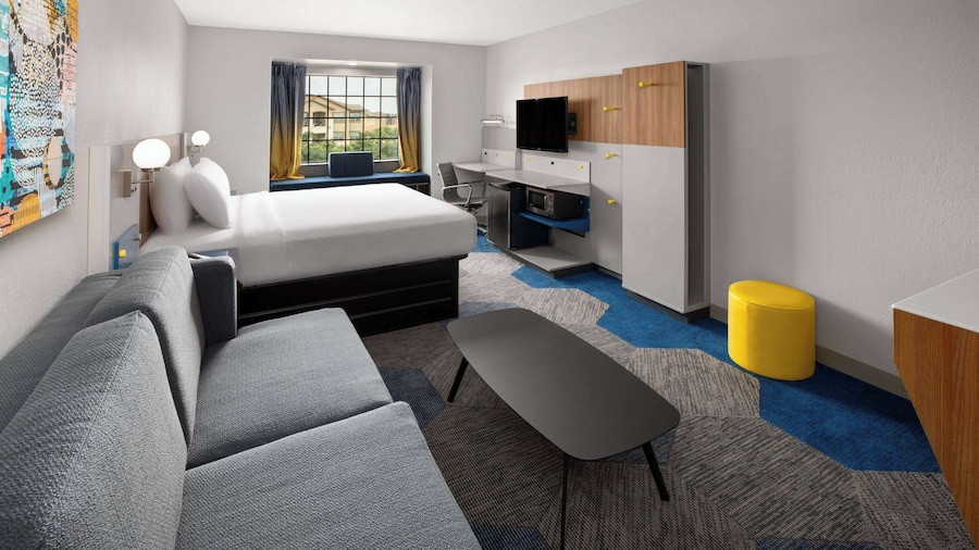 Microtel Inn & Suites by Wyndham Buda Austin South