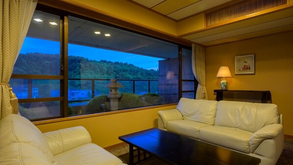 Living area - Hotel Seifuen (Shibata)