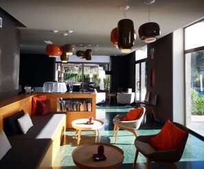 Zona de estar del vestíbulo