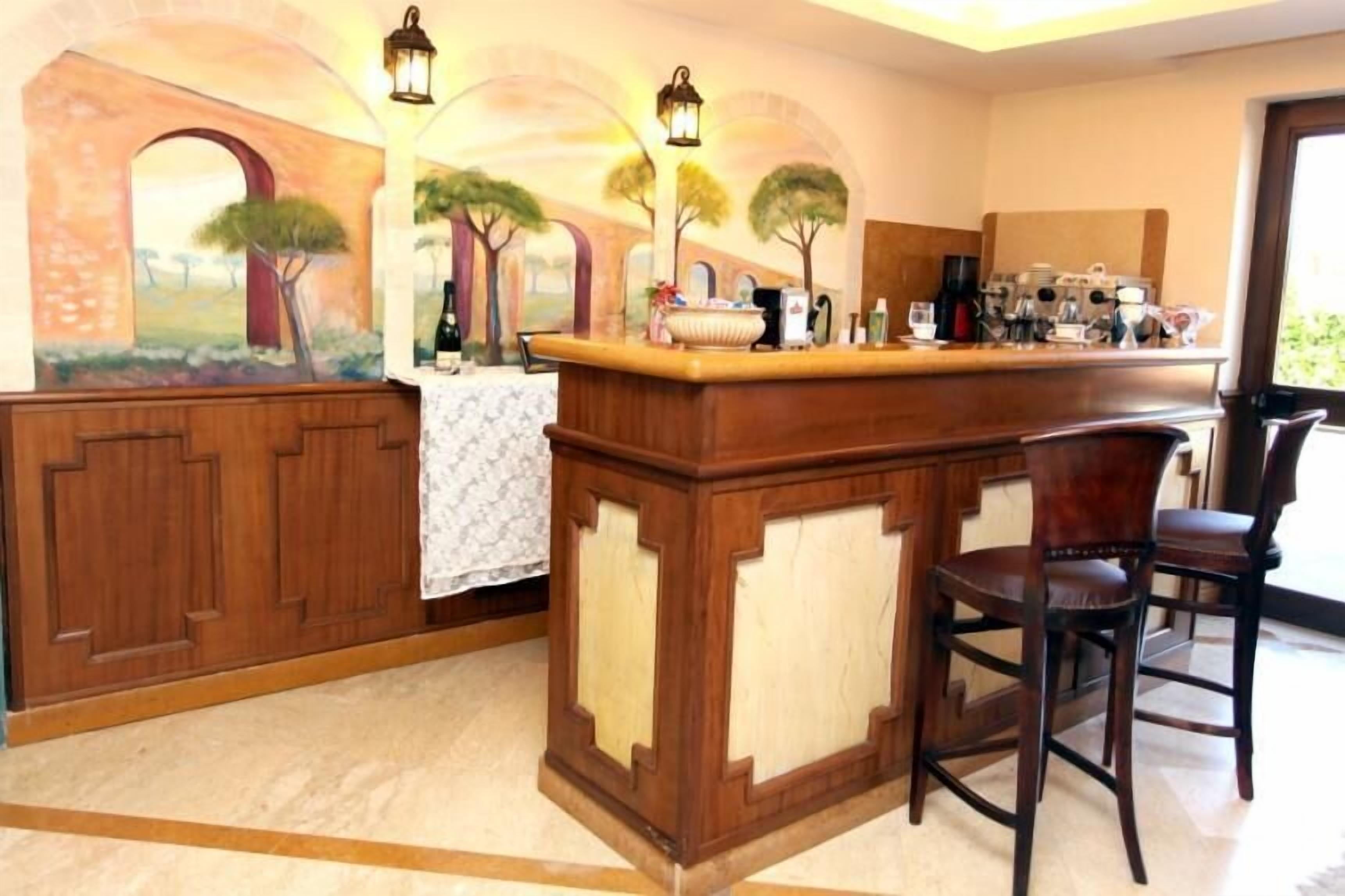 Bar (en la propiedad)