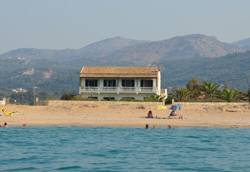 Elli Beach Apartments and Studios