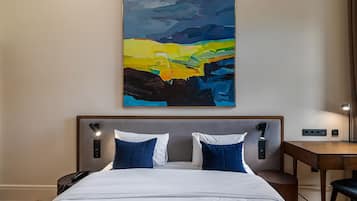 Double Room, City View | 1 bedroom, premium bedding, down duvets, memory-foam beds
