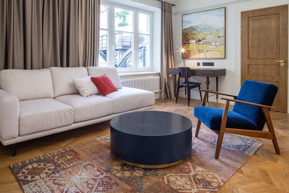 Suite with courtyard view | 1 bedroom, premium bedding, down comforters, memory foam beds