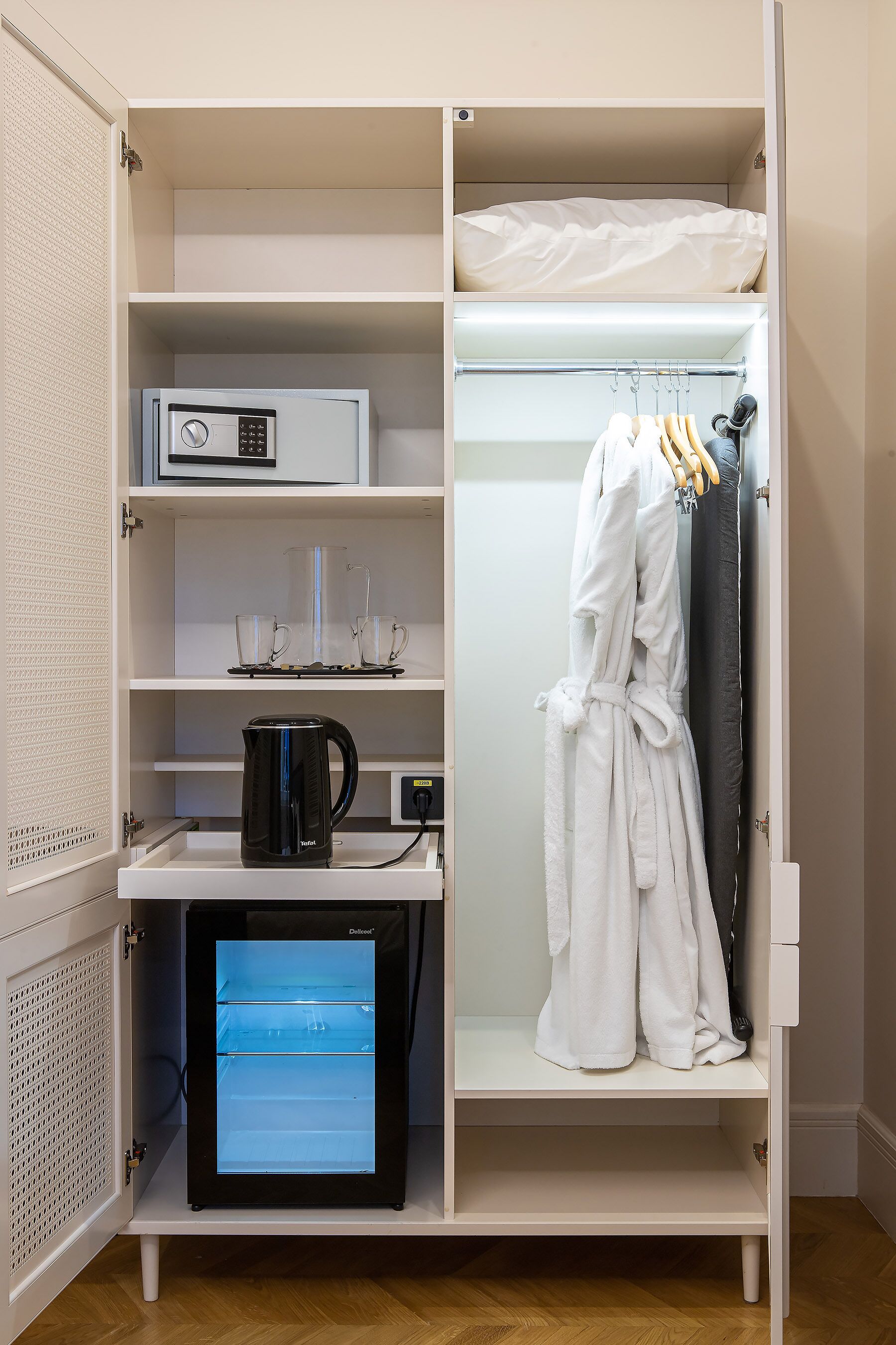 Standard Double Room | 1 bedroom, premium bedding, down comforters, memory foam beds