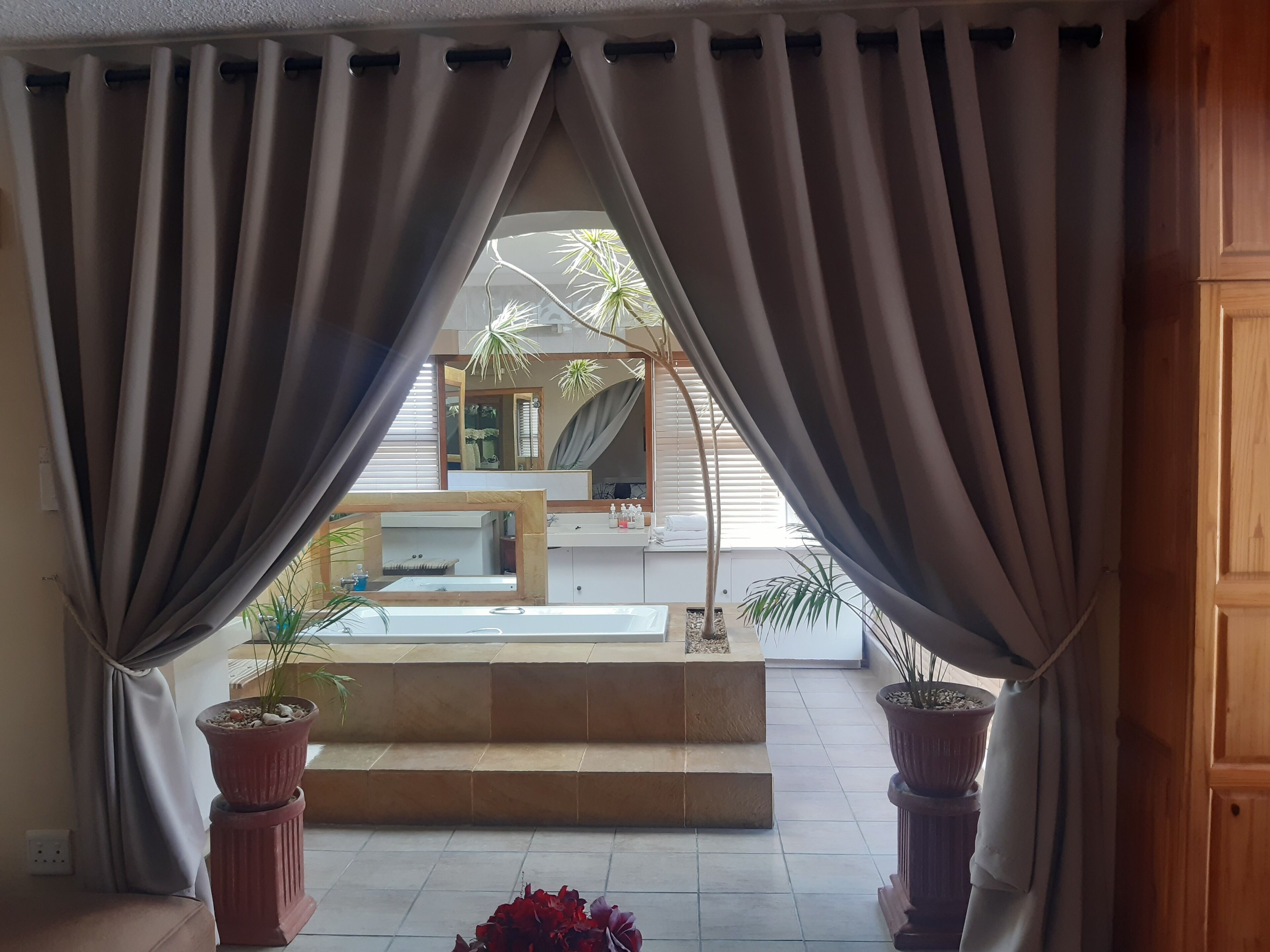 Kamar, balkon (Dolphin) | Kamar mandi | Perlengkapan mandi gratis, pengering rambut, handuk, dan sampo