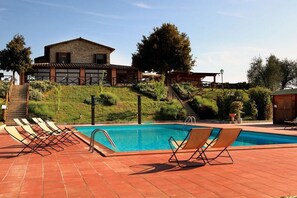 4 outdoor pools, pool umbrellas, sun loungers - Tenuta di Corbara (Orvieto)