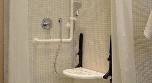 Habitación doble, accesible para personas con discapacidad | Servicio de la habitación