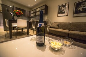 Room service - dining - BB 10 Serpotta (Palermo)