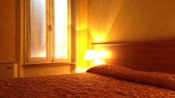 Individualmente decorados, individualmente mobiliados, escrivaninha