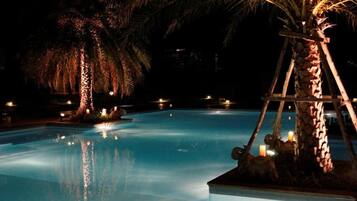 2 outdoor pools, pool umbrellas, sun loungers