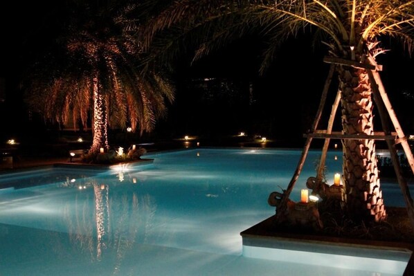 2 outdoor pools, pool umbrellas, sun loungers - Armonia Village Resort and Spa (Chumphon)