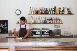 Bar (on property) - Armonia Village Resort and Spa (Chumphon)