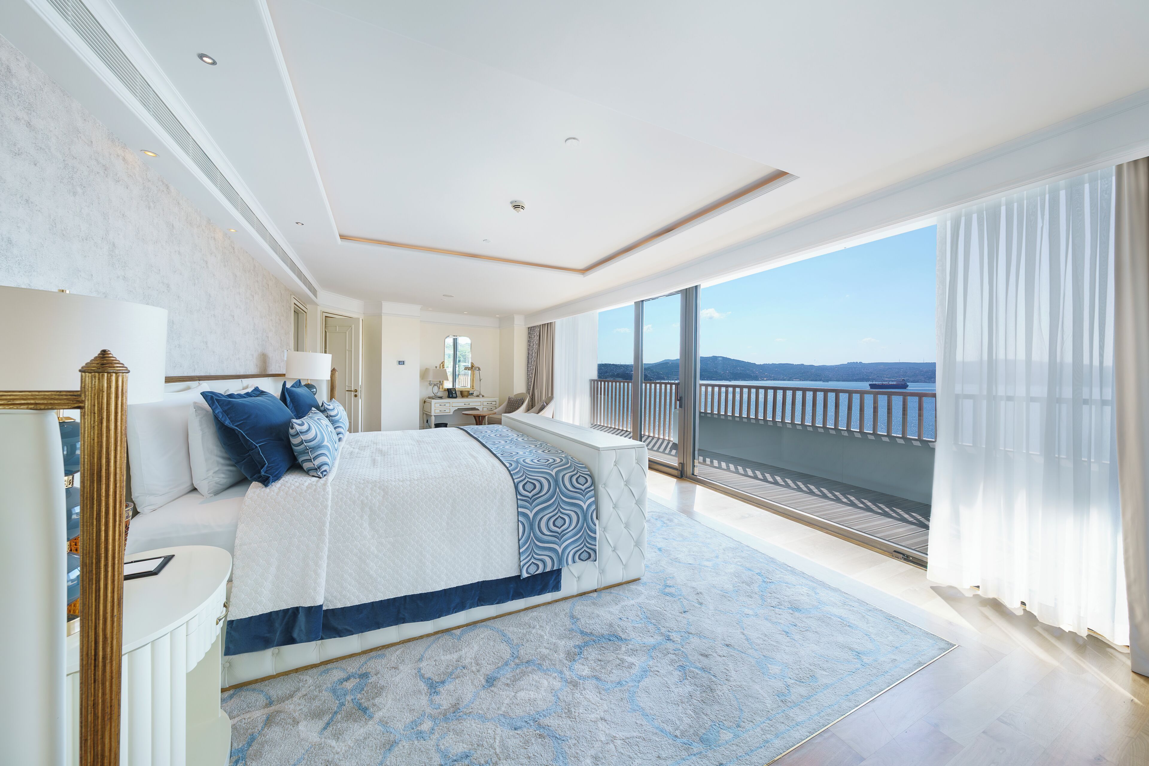 Premium bedding, minibar, in-room safe, individually furnished