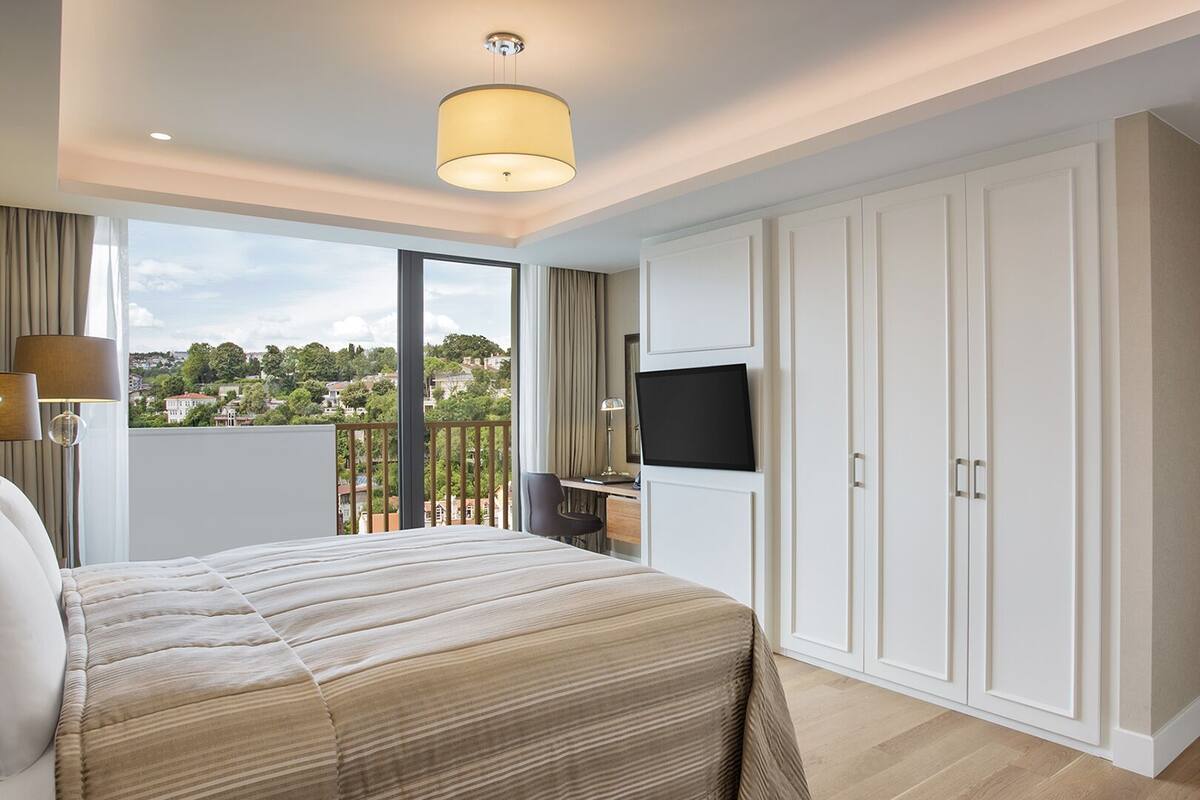 Room, 2 Bedrooms, Marina View | Peralatan tempat tidur premium, busa memori, bar mini 