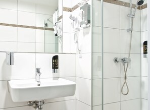 Bathroom - Arena Villa am Wasserpark (Frankfurt)