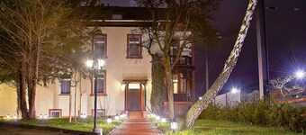 瓦薩派克競技場別墅酒店