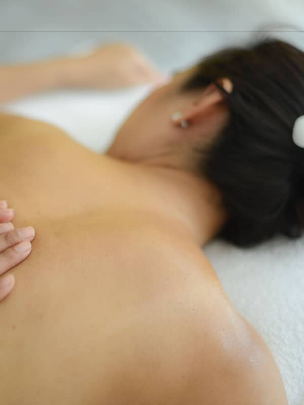 Behandlungsräume für Paare, Sauna, Whirlpool, Dampfbad
