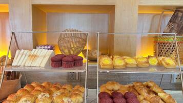 Free buffet breakfast