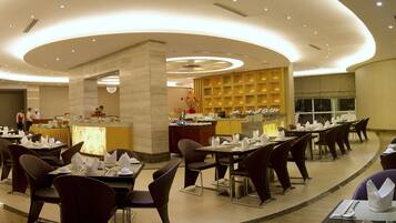Free buffet breakfast