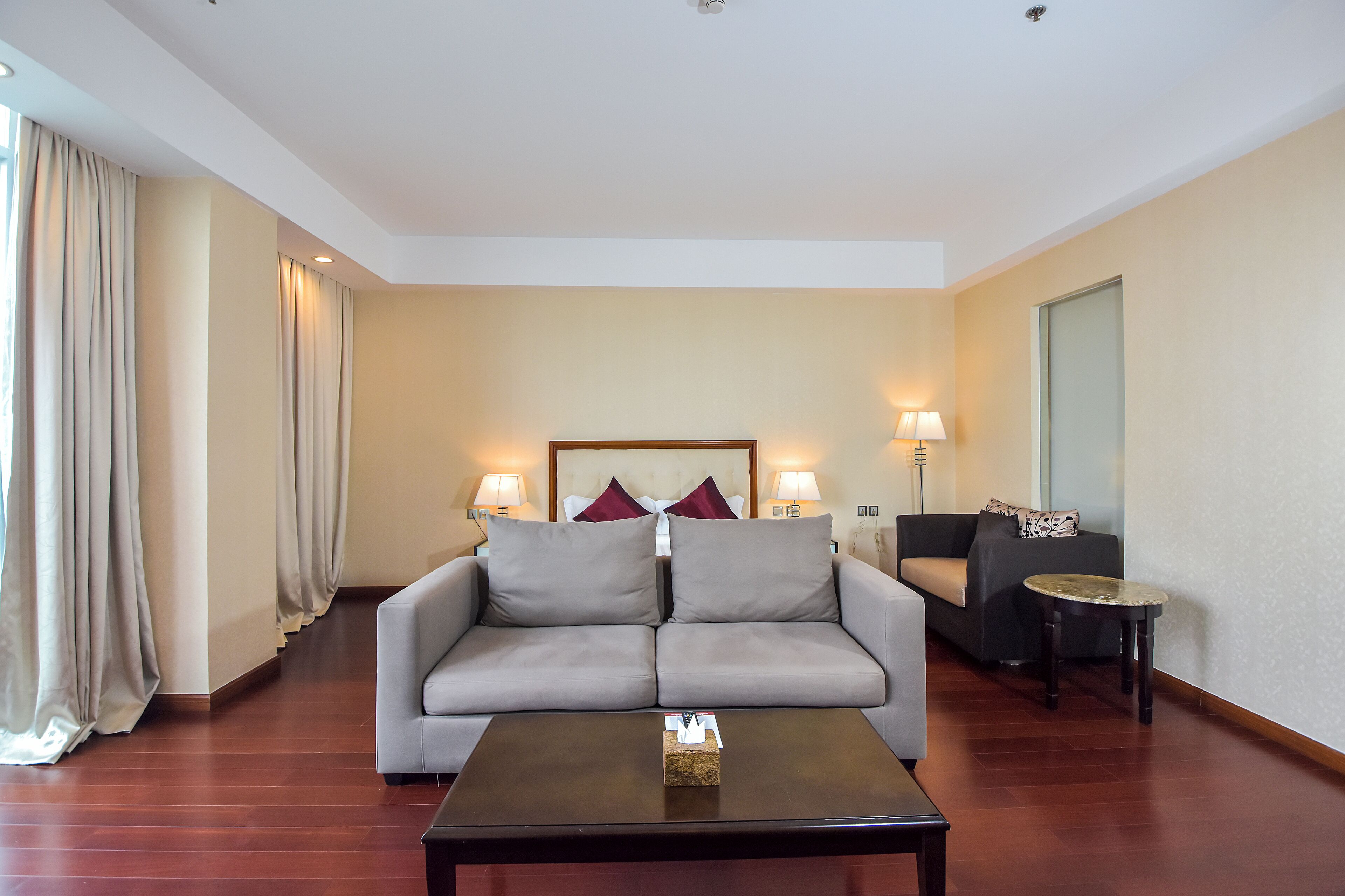 1 bedroom, egyptian cotton sheets, premium bedding, memory-foam beds