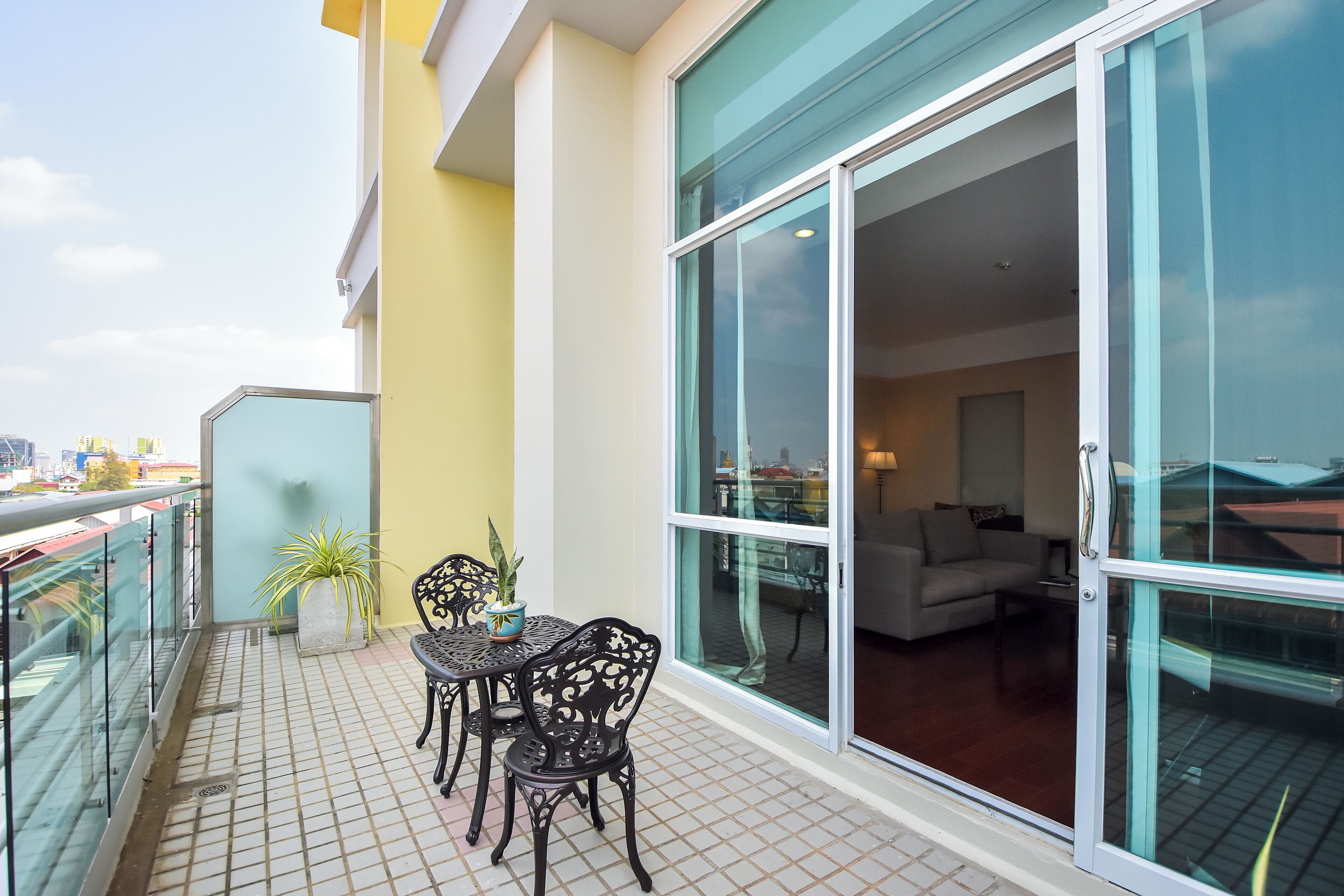 premier deluxe king room | view from room