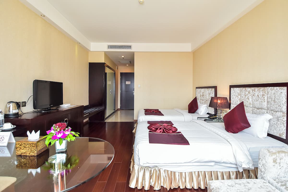 Deluxe Twin Room | 1 bedroom, Egyptian cotton sheets, premium bedding, memory foam beds