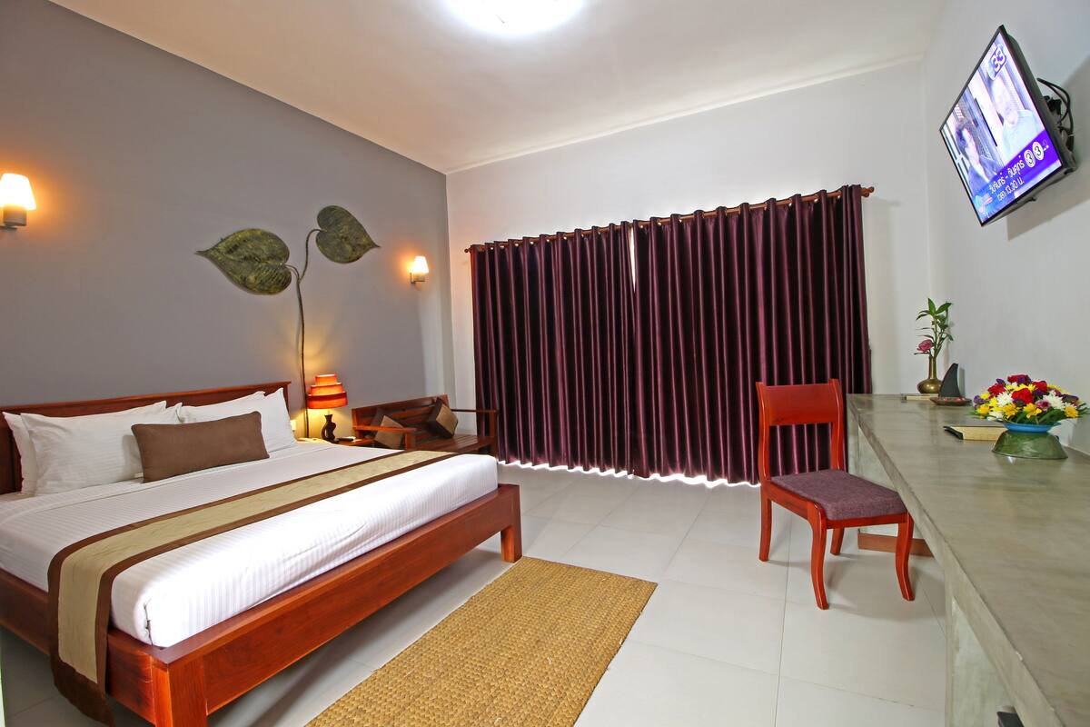 Superior Double Room with balcony-free pick up | 1 quarto, camas com colchões pillow-top, frigobar, cofres nos quartos